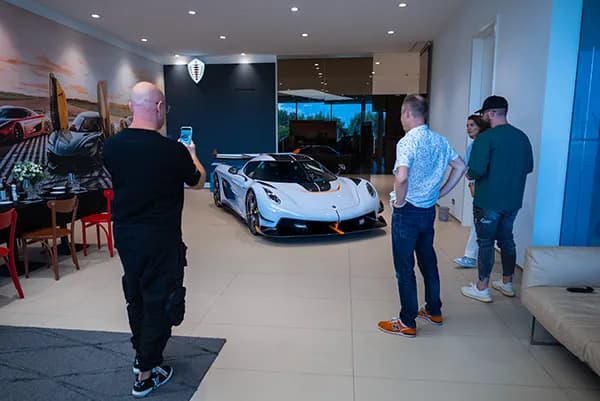 Portfolio showcase 6